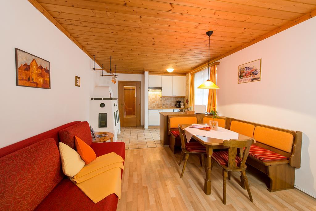 Haus Stablerkraemer Maria Alm am Steinernen Meer Szoba fotó